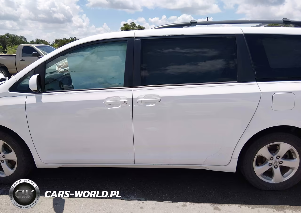 2014 Toyota Sienna Le V6 8 Passenger VIN:5TDKK3DC0ES503167 - 14