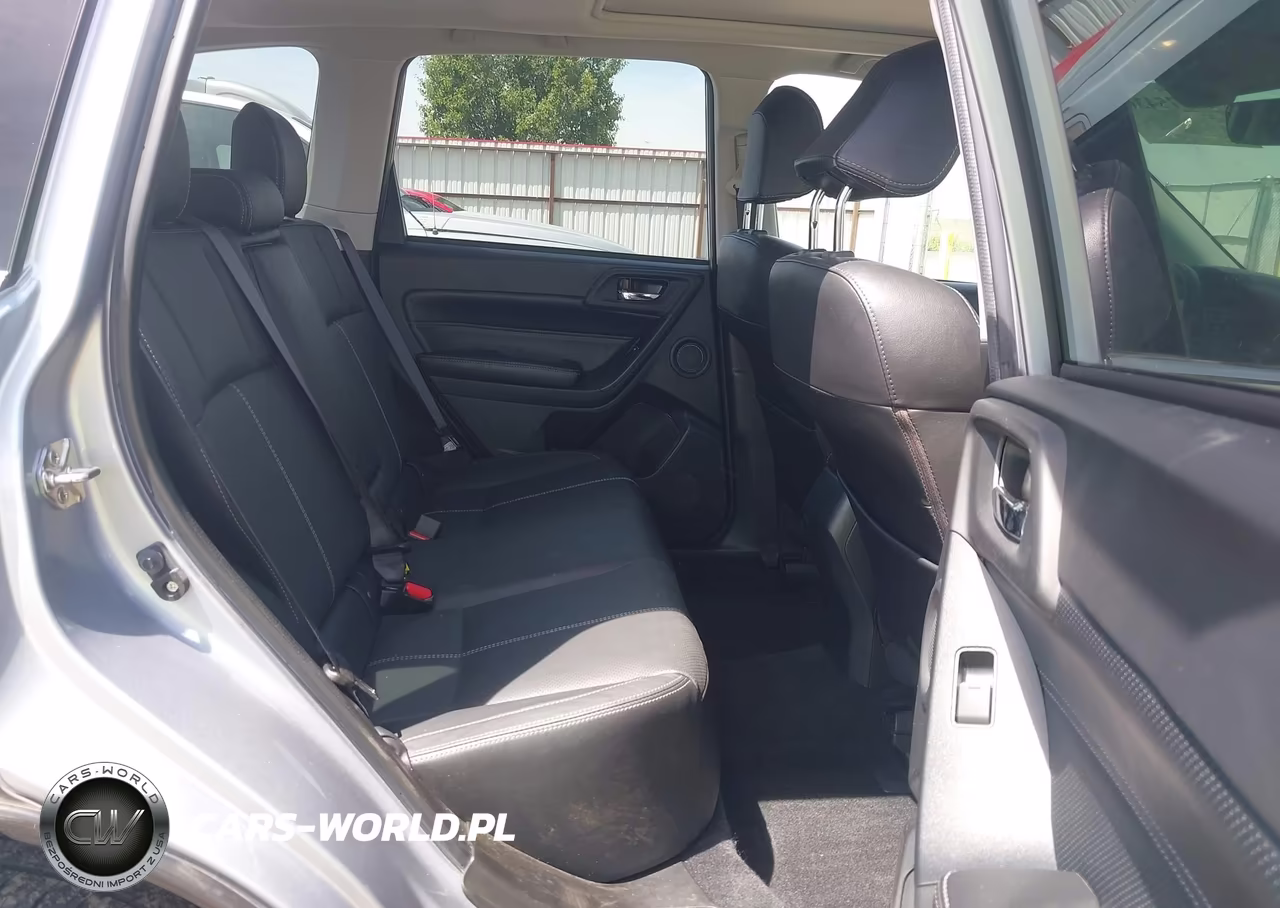 2018 Subaru Forester 2.5I Touring VIN:JF2SJAWC7JH476165 - 8