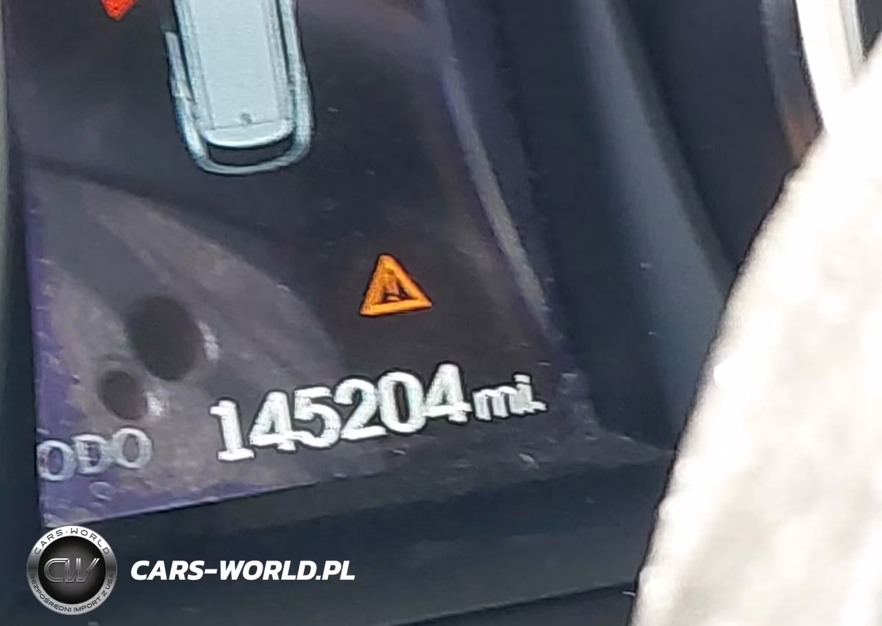 2015 Hyundai Santa Fe Sport 2.4L VIN:5XYZUDLB6FG251835 - 15