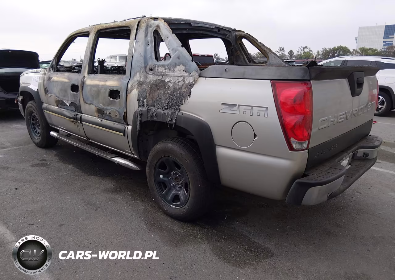 2004 Chevrolet Avalanche 1500 VIN:3GNEC12T04G115247 - 3