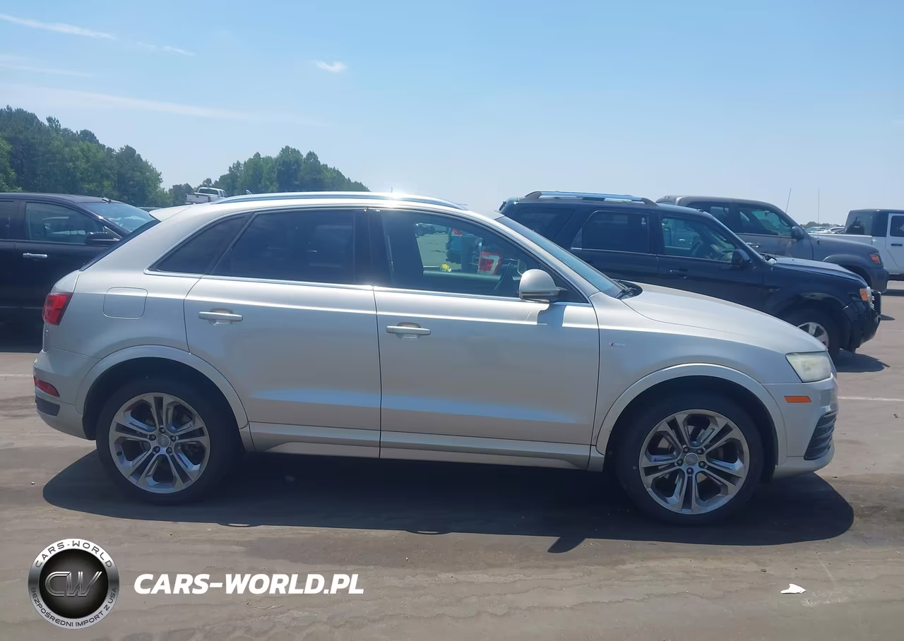 2016 Audi Q3 2.0T Premium Plus VIN:WA1GFCFS2GR004722 - 13