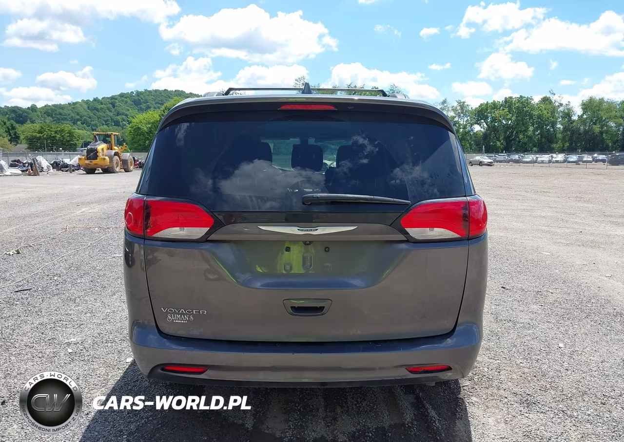 2020 Chrysler Voyager Lxi VIN:2C4RC1DG6LR182051 - 16