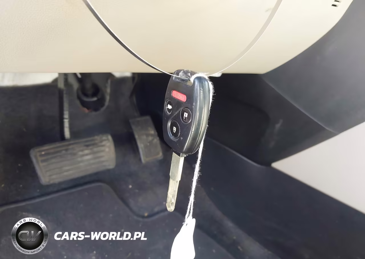 2011 Honda Pilot Touring VIN:5FNYF4H98BB030783 - 11