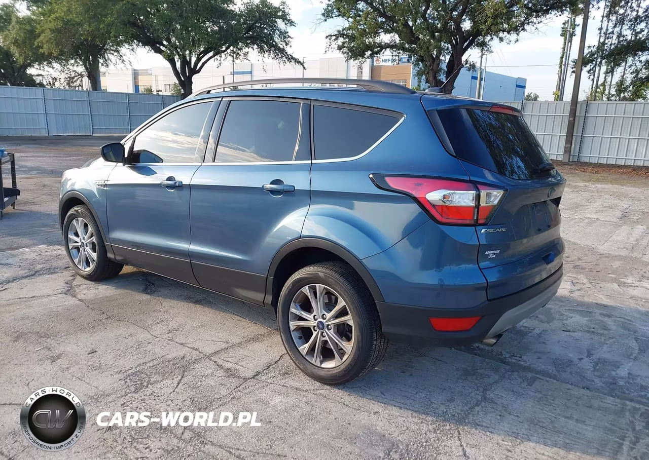 2018 Ford Escape Se VIN:1FMCU0GD2JUB97611 - 3