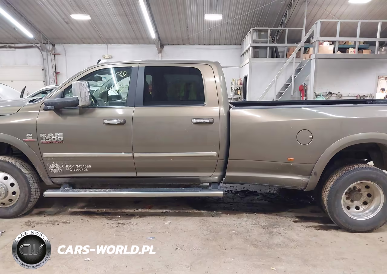2013 Ram 3500 Laramie VIN:3C63RRJL8DG560051 - 17