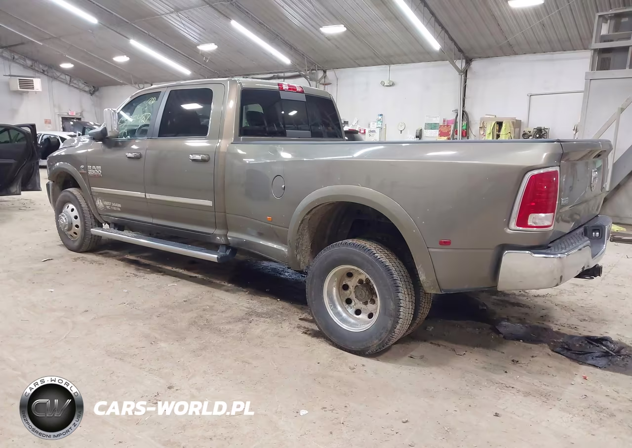 2013 Ram 3500 Laramie VIN:3C63RRJL8DG560051 - 3