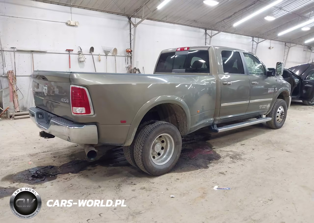 2013 Ram 3500 Laramie VIN:3C63RRJL8DG560051 - 4