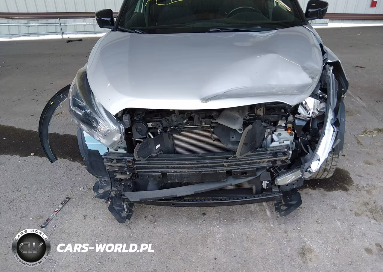 2018 Nissan Kicks Sr VIN:3N1CP5CU8JL510799 - 6