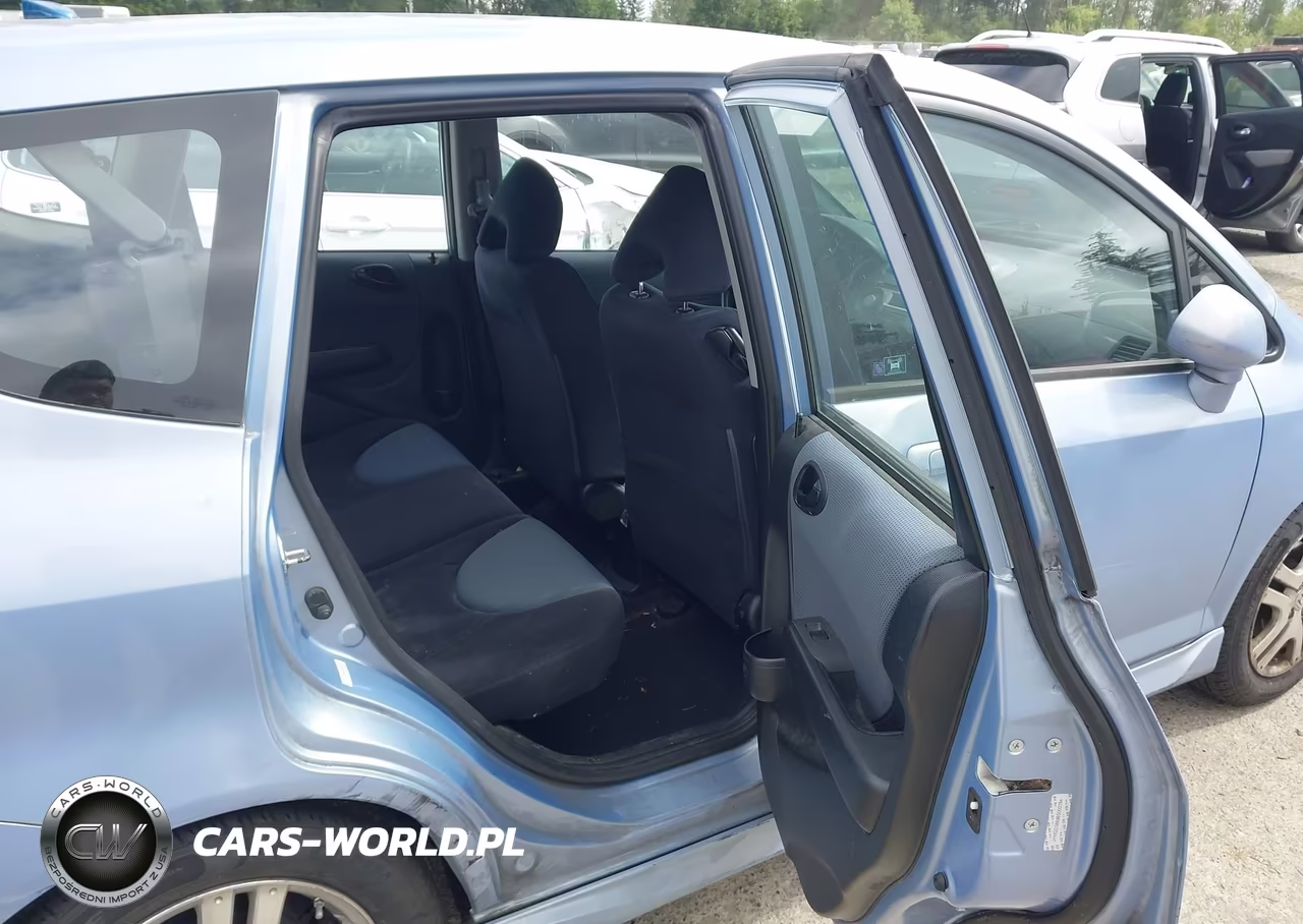 2008 Honda Fit Sport VIN:JHMGD38698S000784 - 8