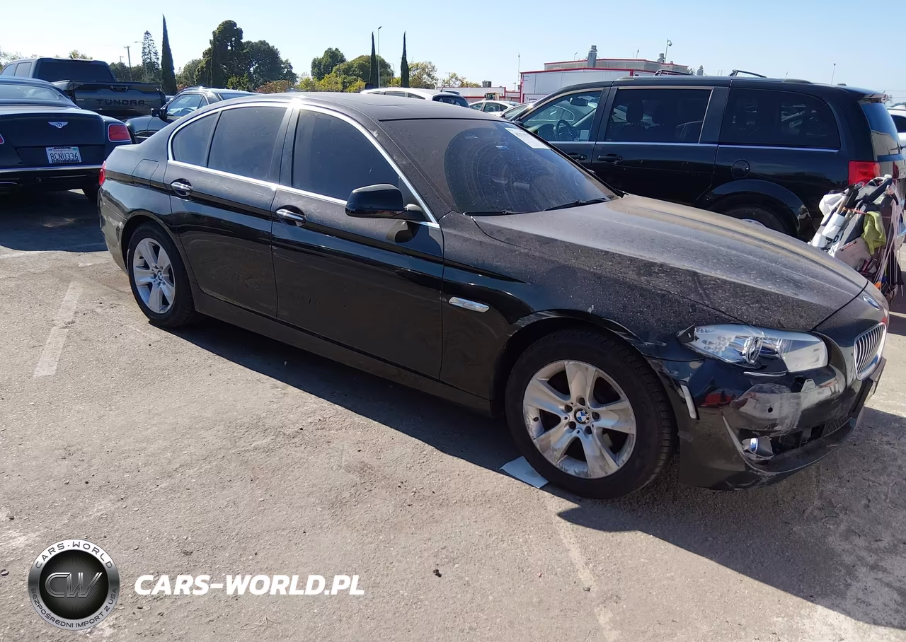 2013 BMW 528I xDrive – zdjęcie 1 z 11