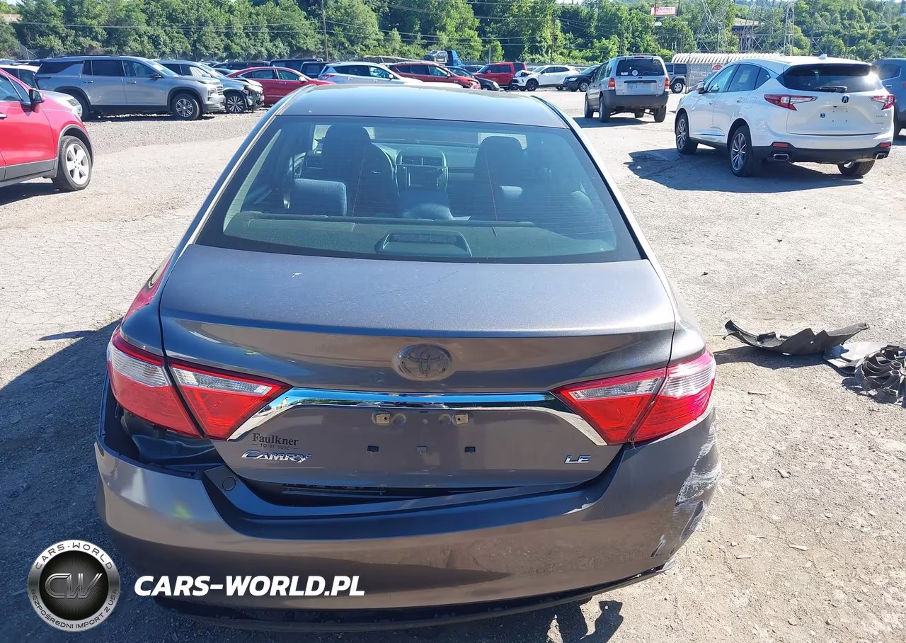 2017 Toyota Camry Le VIN:4T1BF1FK0HU337824 - 17