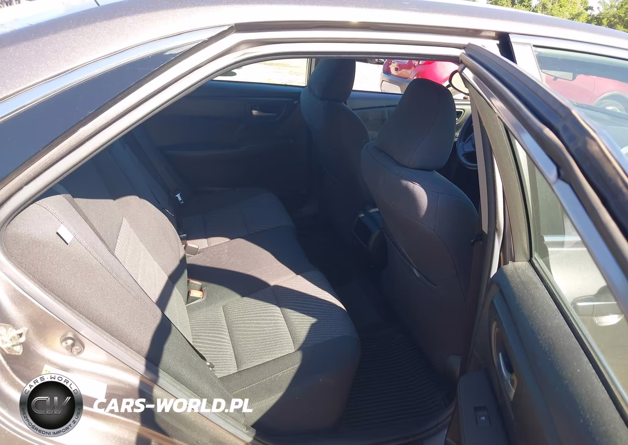 2017 Toyota Camry Le VIN:4T1BF1FK0HU337824 - 8