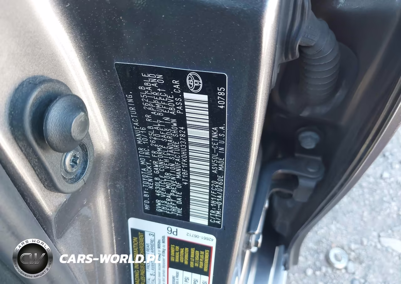 2017 Toyota Camry Le VIN:4T1BF1FK0HU337824 - 9