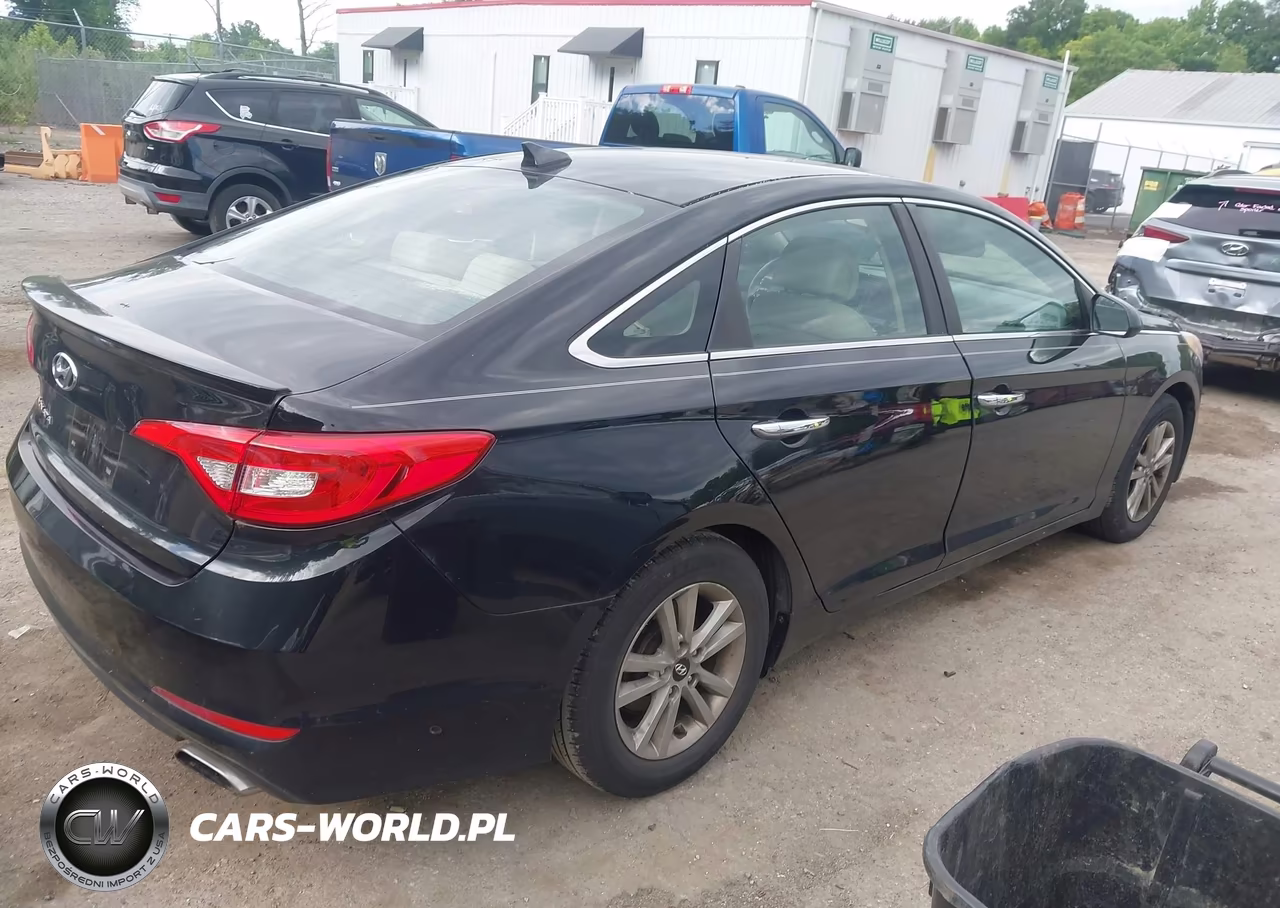 2015 Hyundai Sonata Se VIN:5NPE24AF6FH020422 - 4