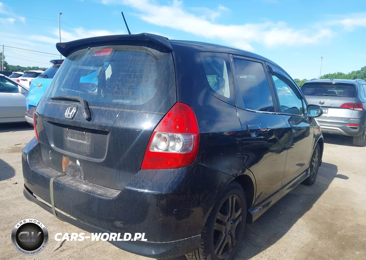 2008 Honda Fit Sport VIN:JHMGD38648S060777 - 4
