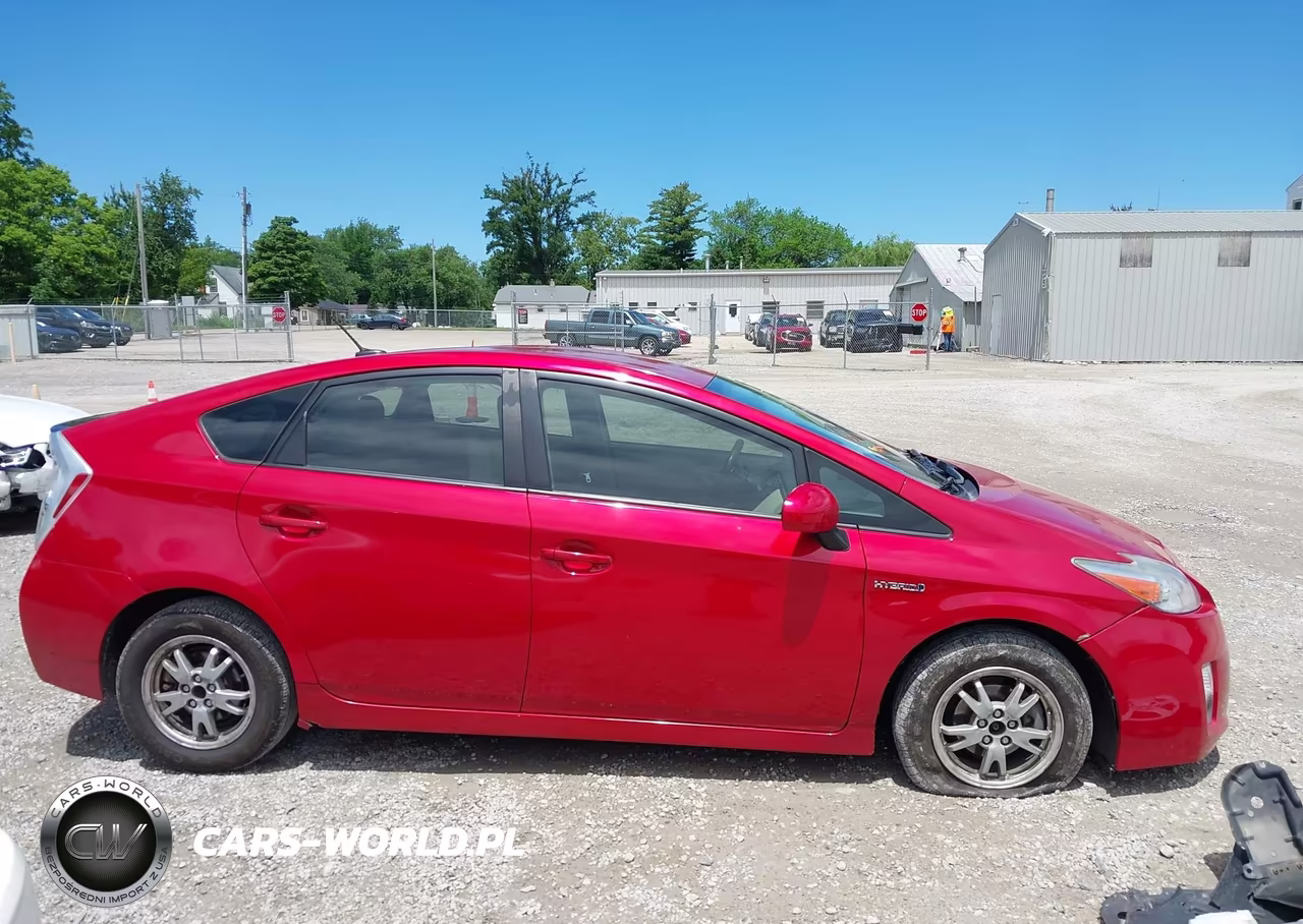 2011 Toyota Prius Two VIN:JTDKN3DU7B5308524 - 14
