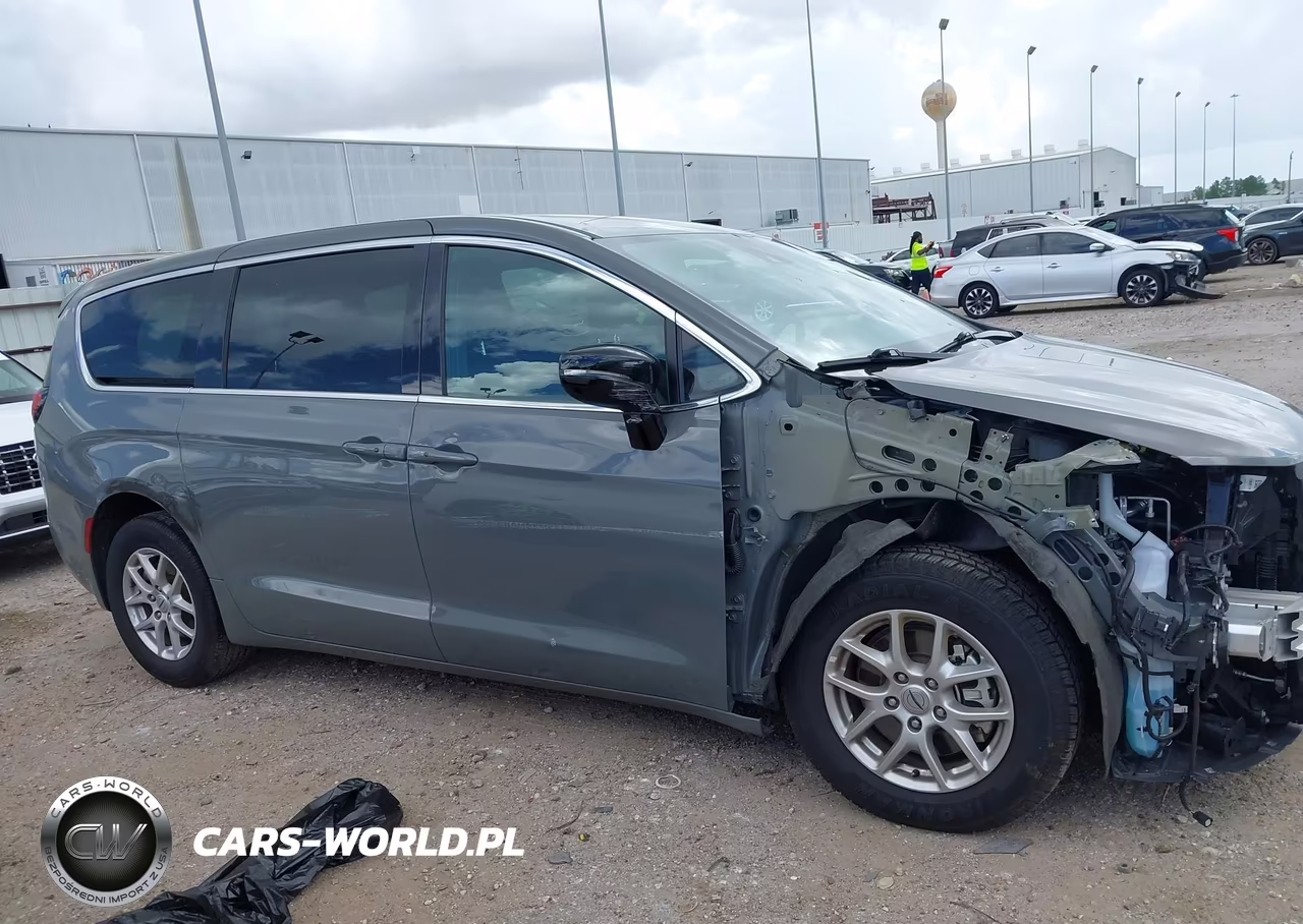 2025 Chrysler Pacifica Select VIN:2C4RC1BG7SR531381 - 14