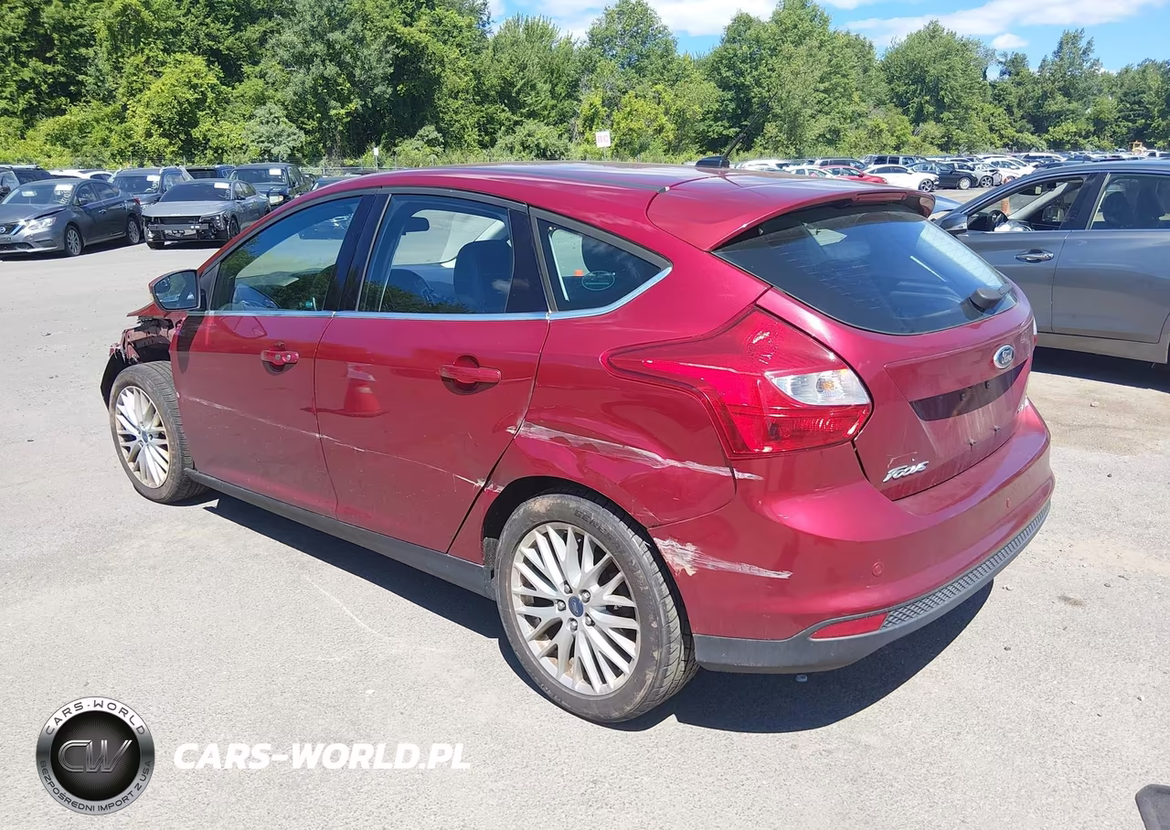 2014 Ford Focus Titanium VIN:1FADP3N26EL316183 - 3