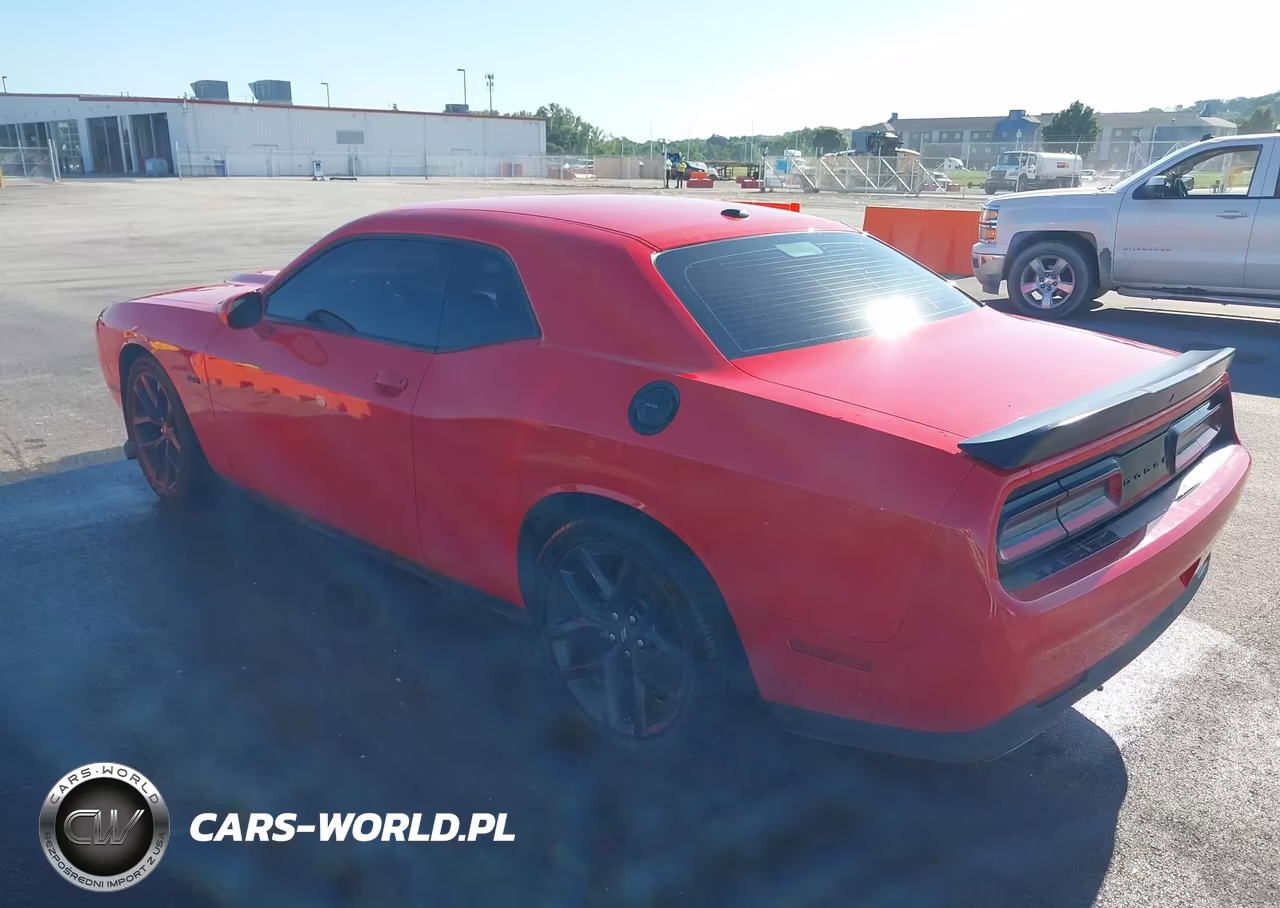 2023 Dodge Challenger R-T VIN:2C3CDZBT2PH621229 - 3