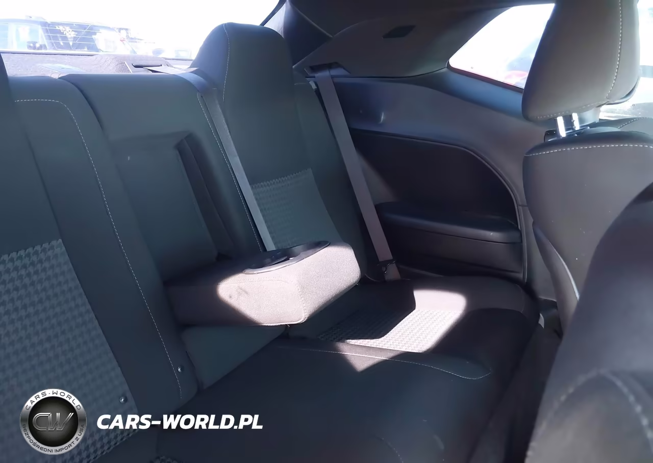 2023 Dodge Challenger R-T VIN:2C3CDZBT2PH621229 - 8