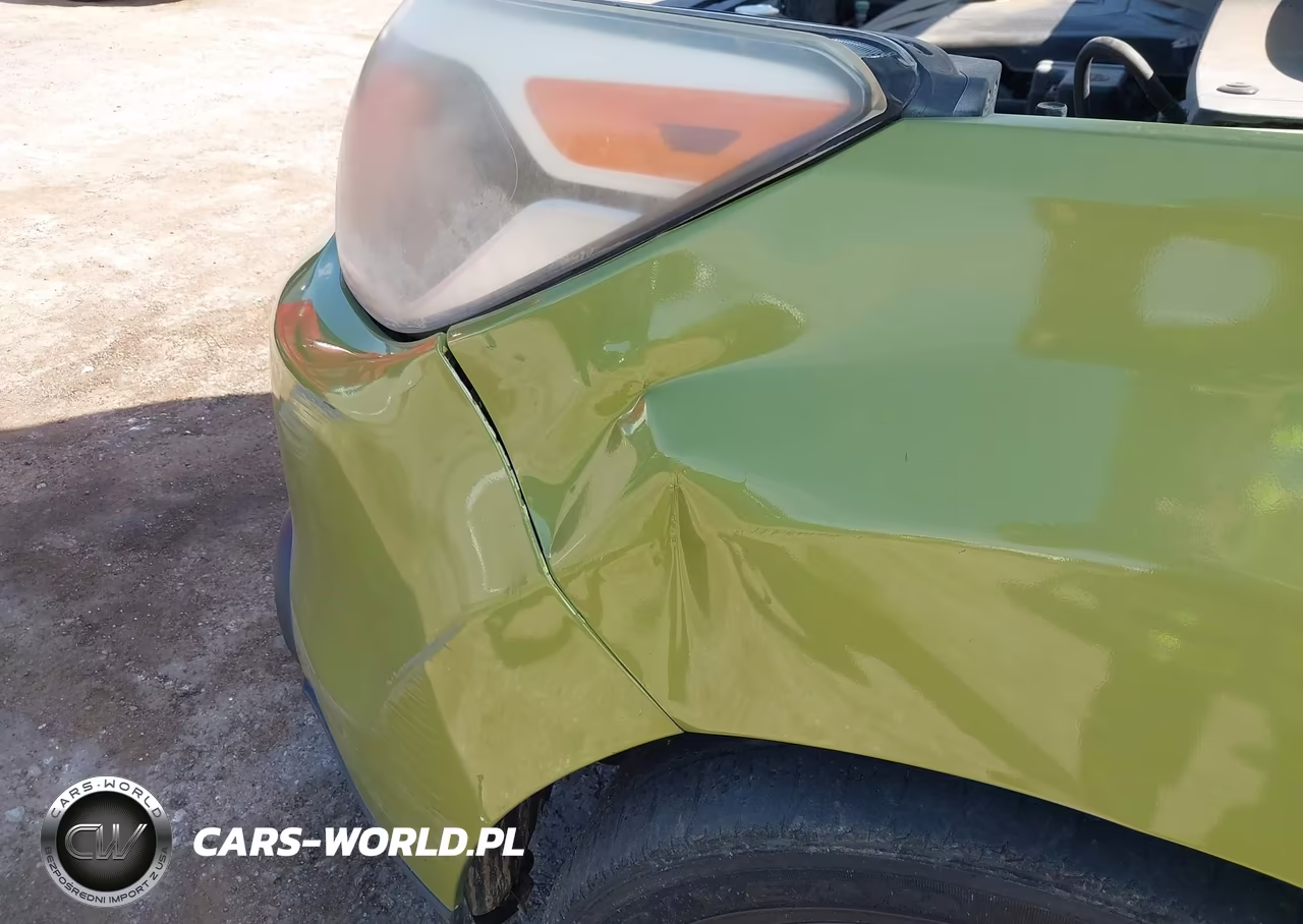 2015 Kia Soul + VIN:KNDJP3A54F7750478 - 6