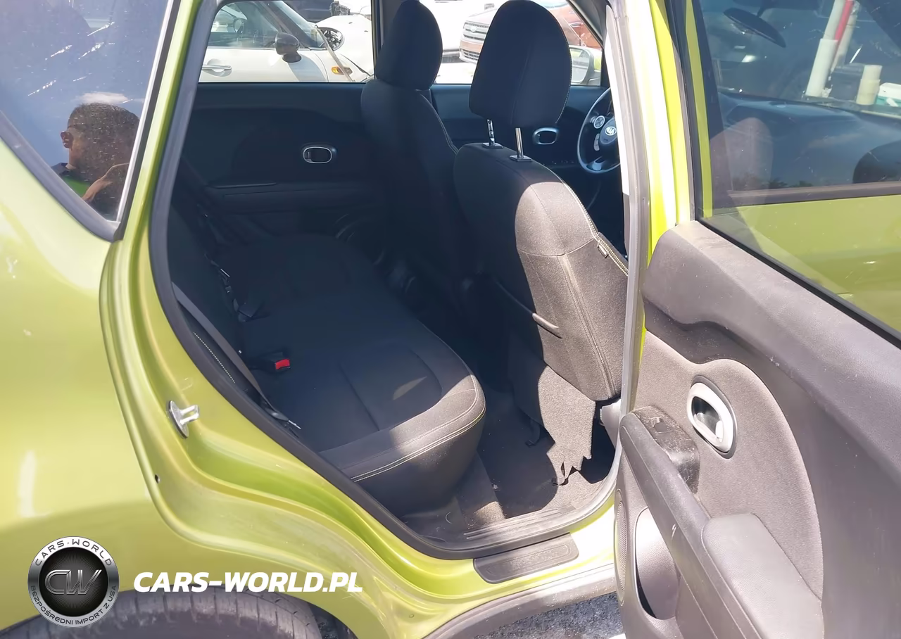2015 Kia Soul + VIN:KNDJP3A54F7750478 - 8