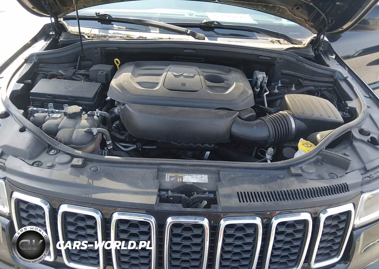 2019 Jeep Grand Cherokee Laredo E 4X4 VIN:1C4RJFAG2KC754246 - 10