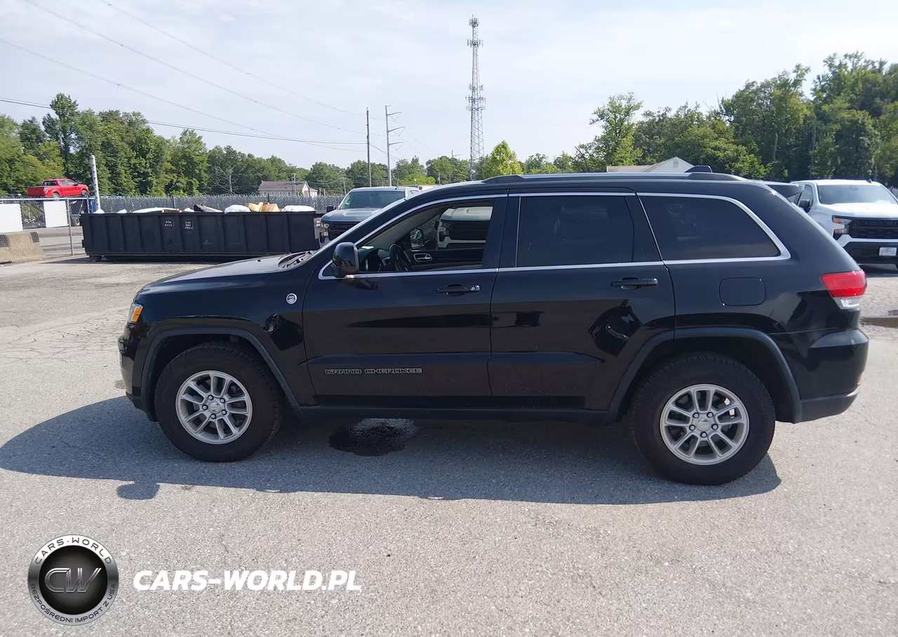 2019 Jeep Grand Cherokee Laredo E 4X4 VIN:1C4RJFAG2KC754246 - 19