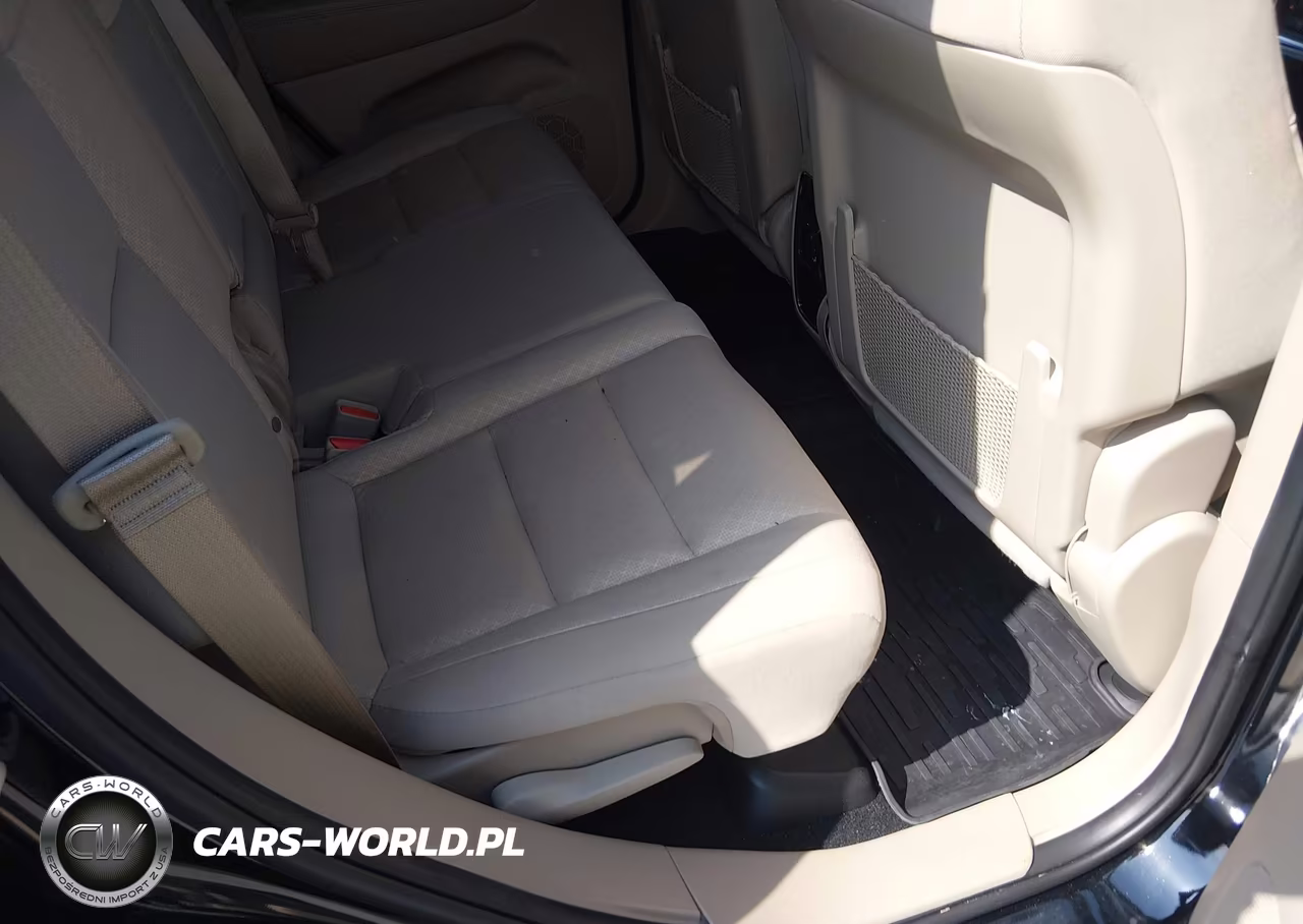 2019 Jeep Grand Cherokee Laredo E 4X4 VIN:1C4RJFAG2KC754246 - 8