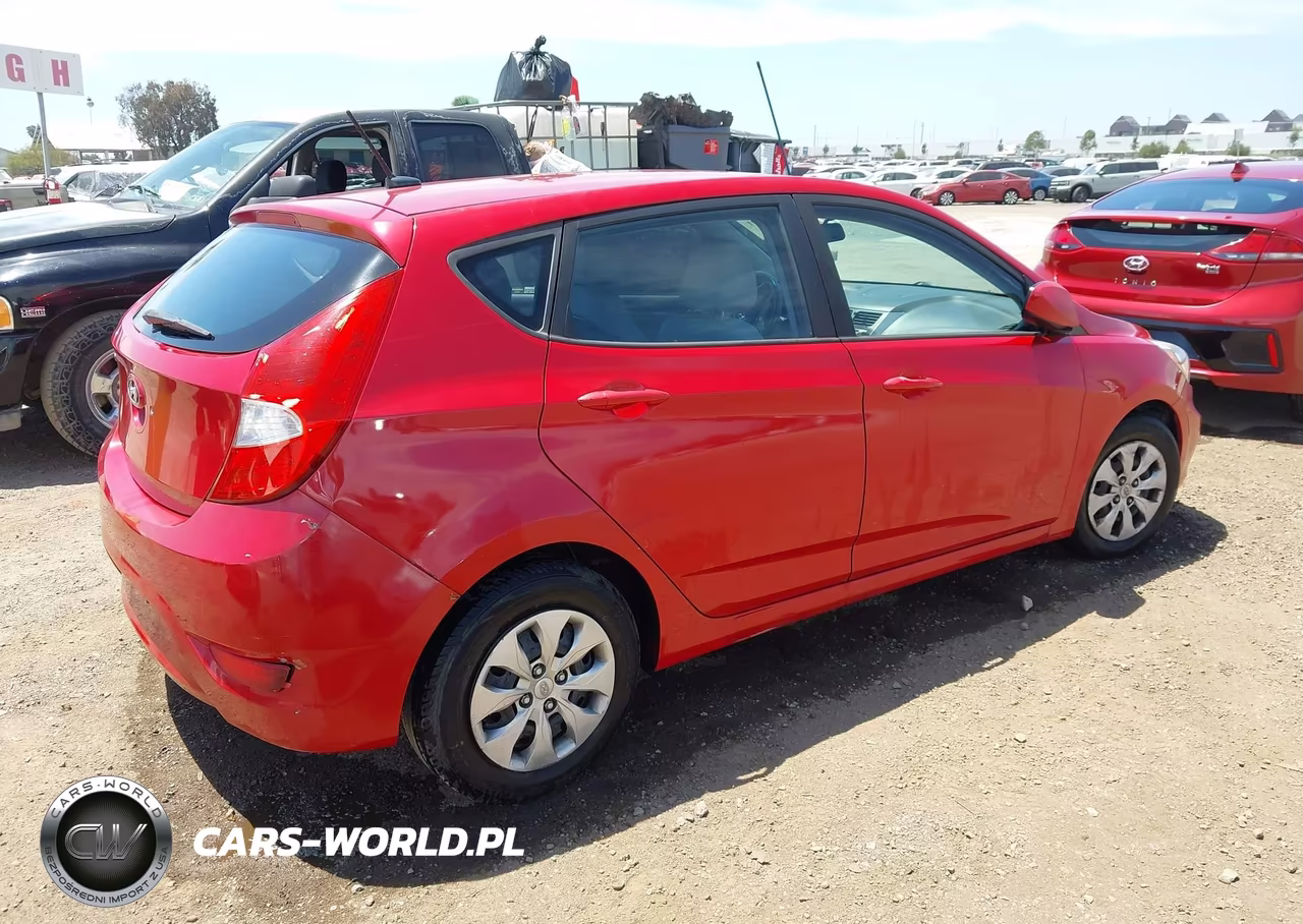 2017 Hyundai Accent Se VIN:KMHCT5AE3HU351660 - 4