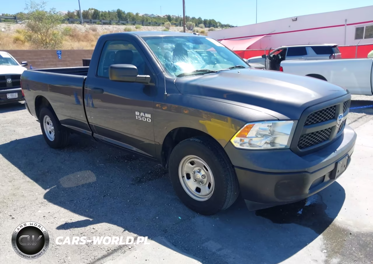 2018 Ram 1500 Tradesman 4X2 8' Box – zdjęcie 1 z 17