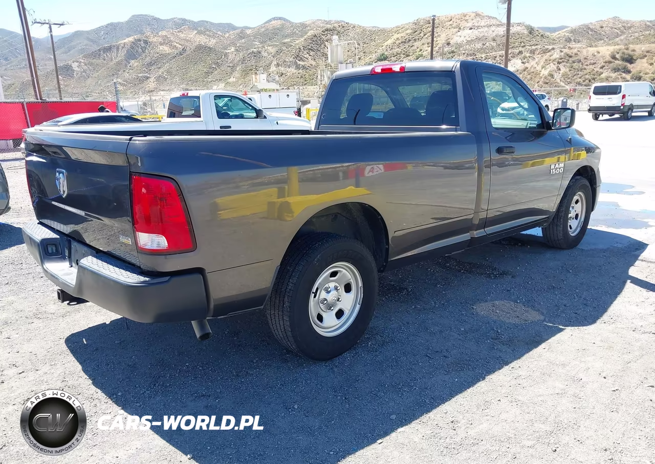 2018 Ram 1500 Tradesman 4X2 8' Box VIN:3C6JR6DG6JG255390 - 4