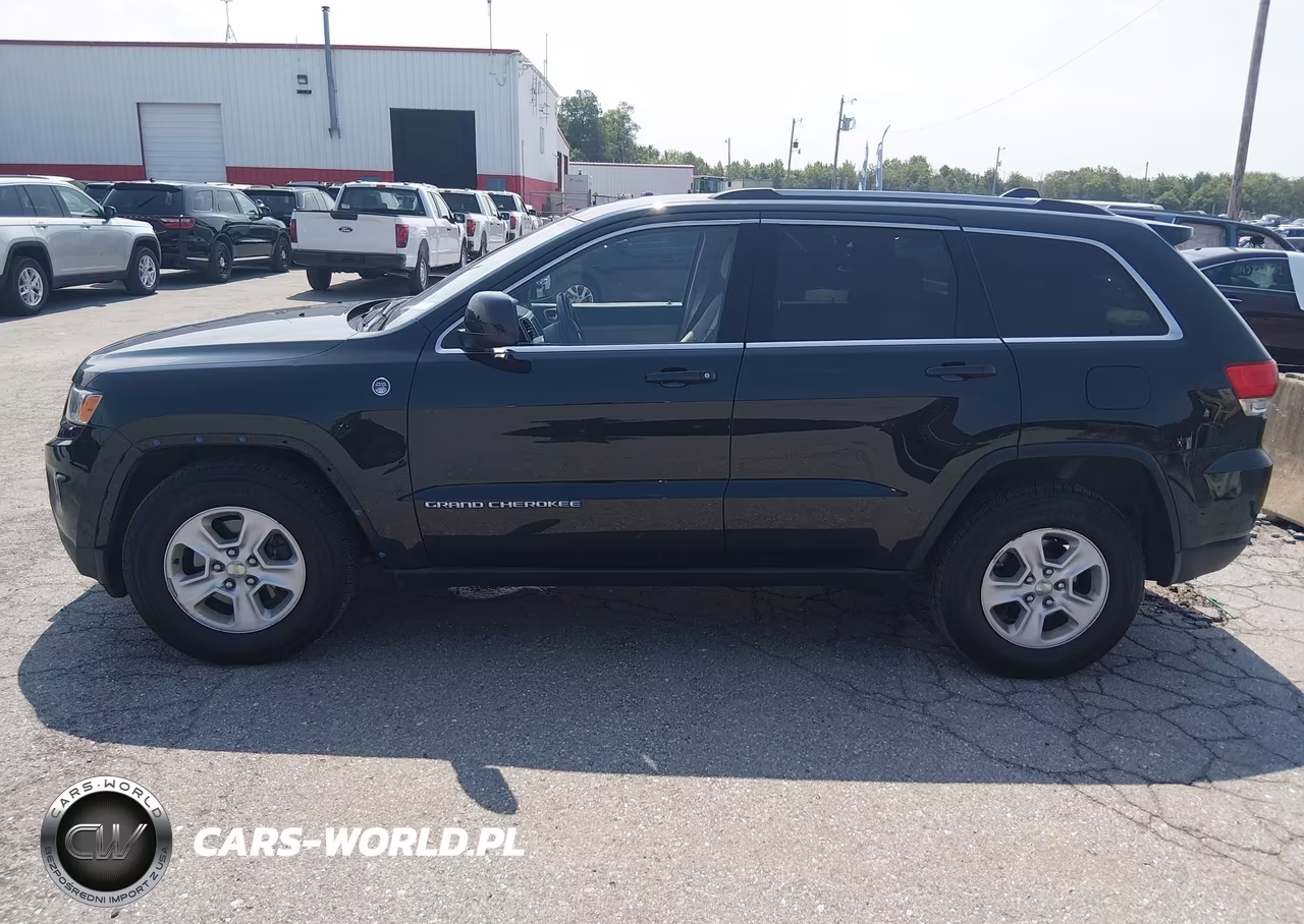 2014 Jeep Grand Cherokee Laredo VIN:1C4RJFAG8EC369732 - 17
