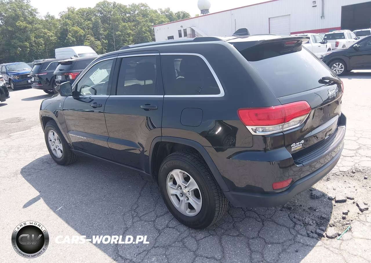 2014 Jeep Grand Cherokee Laredo VIN:1C4RJFAG8EC369732 - 3