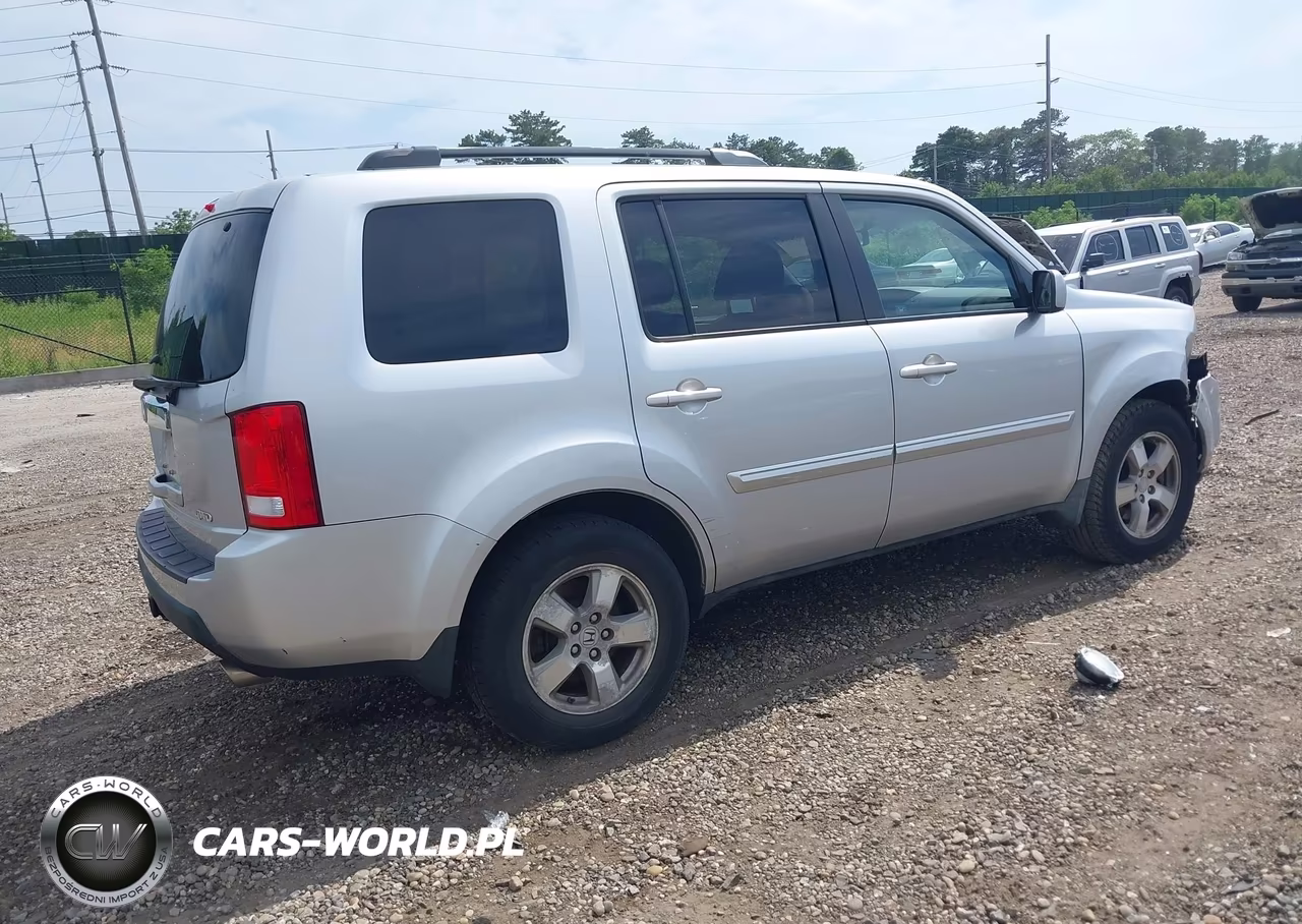2011 Honda Pilot Ex-L VIN:5FNYF4H53BB004380 - 4