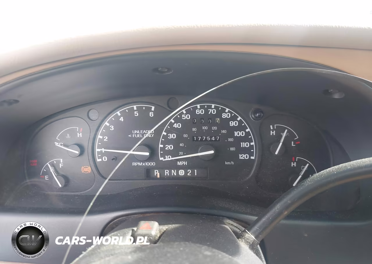 1996 Ford Explorer VIN:1FMDU32X8TUD55685 - 7