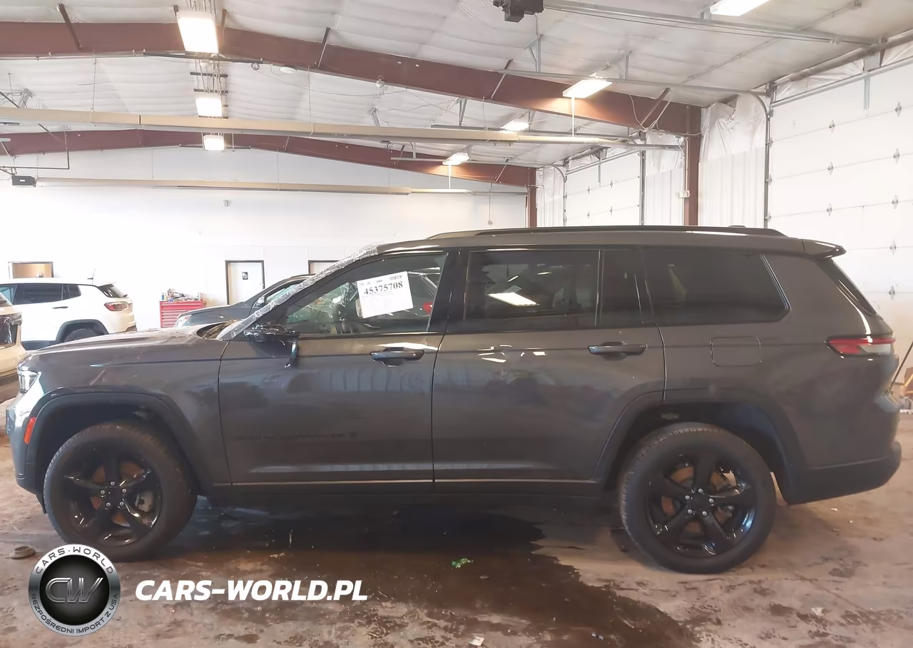 2025 Jeep Grand Cherokee L Limited 4X4 VIN:1C4RJKBGXS8714149 - 14