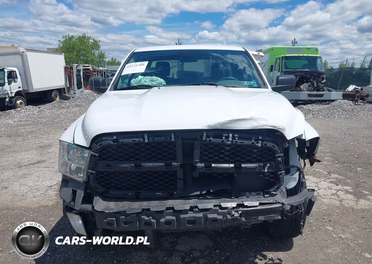 2018 Ram 1500 Express 4X4 6'4 Box VIN:1C6RR7FG3JS343540 - 6
