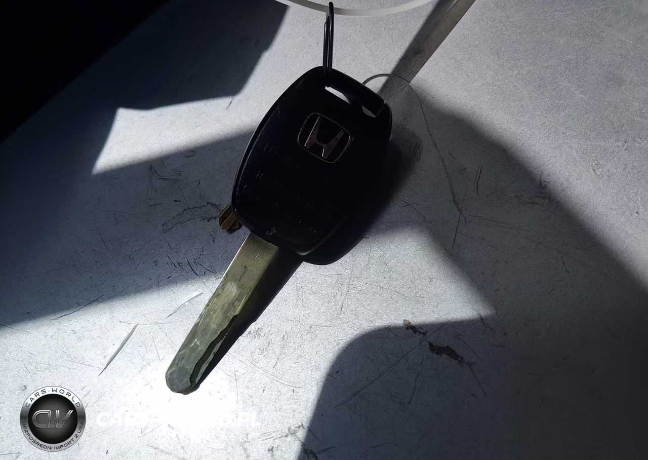 2012 Honda Fit VIN:JHMGE8H39CS003208 - 11