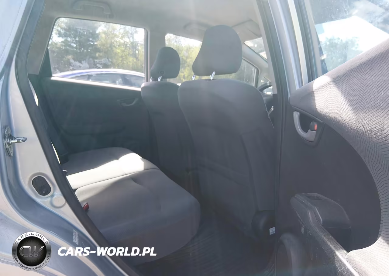 2012 Honda Fit VIN:JHMGE8H39CS003208 - 8