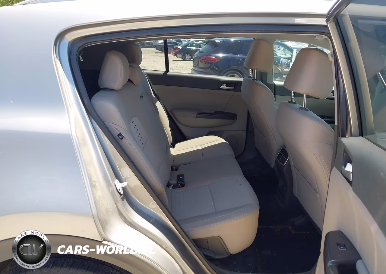 2019 Kia Sportage Lx VIN:KNDPM3AC6K7615966 - 8