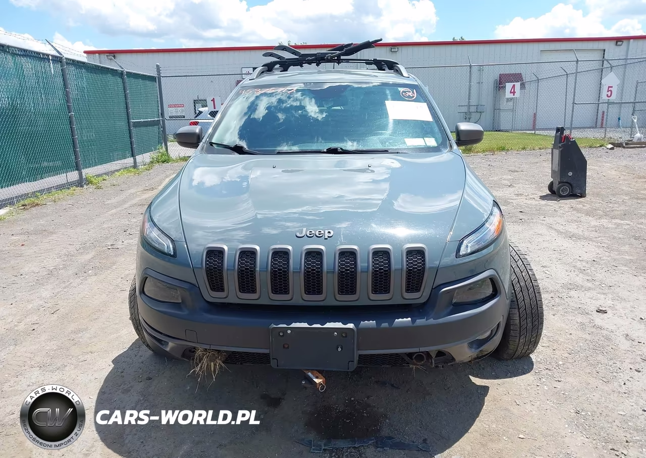 2015 Jeep Cherokee Trailhawk VIN:1C4PJMBS0FW598808 - 12