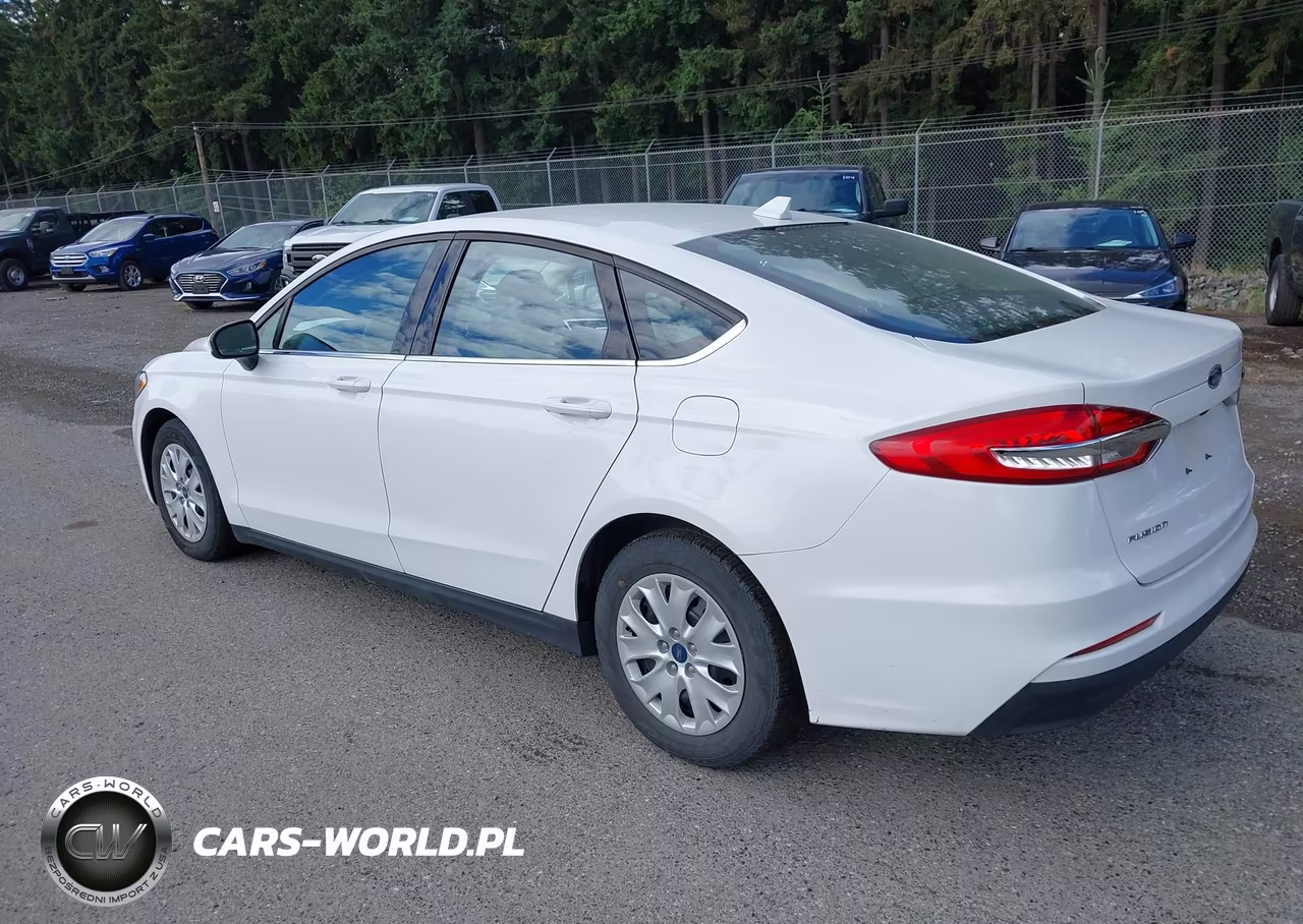 2020 Ford Fusion S VIN:3FA6P0G7XLR196662 - 3