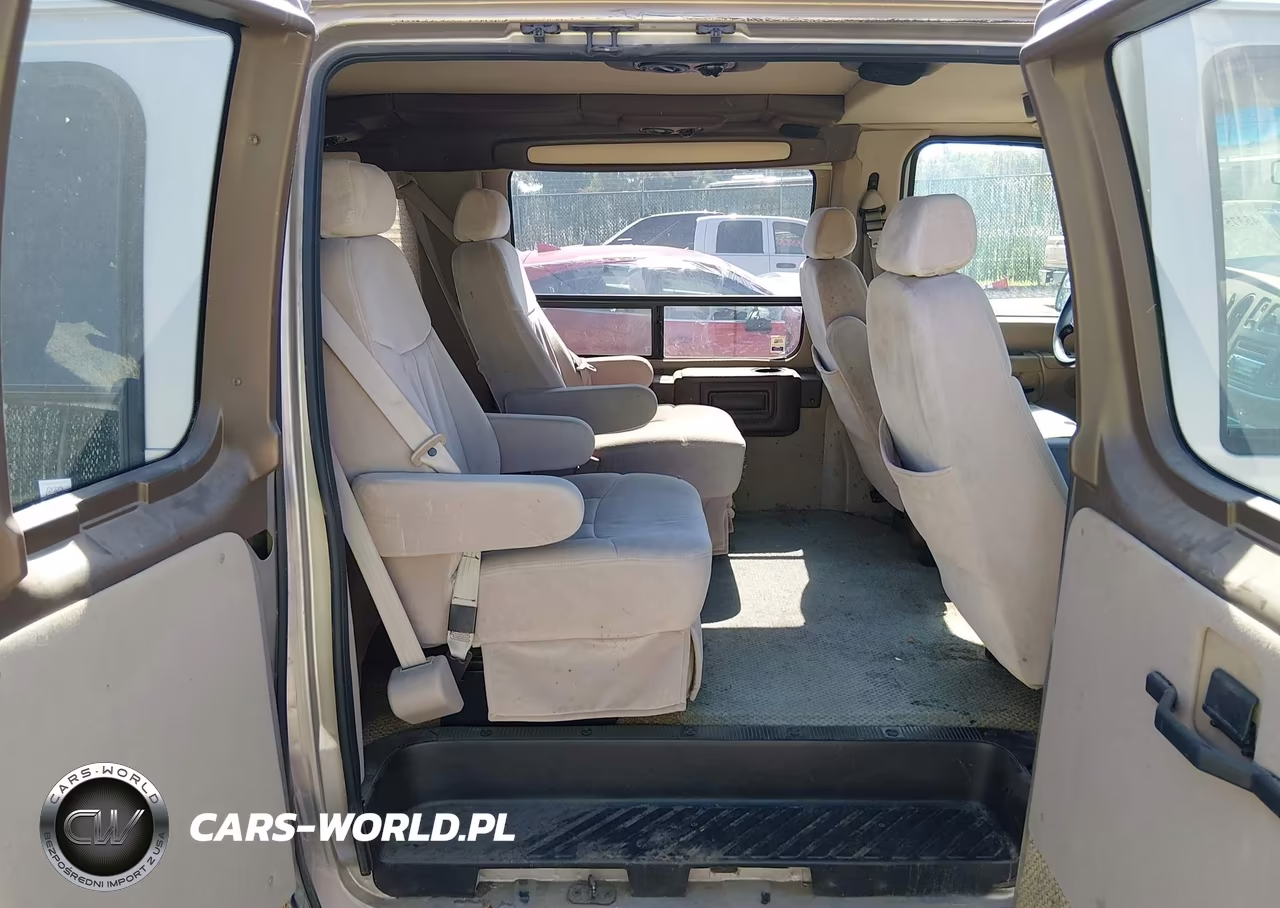 2002 Ford E-150 Commercial-Recreational VIN:1FDRE14252HA93513 - 8