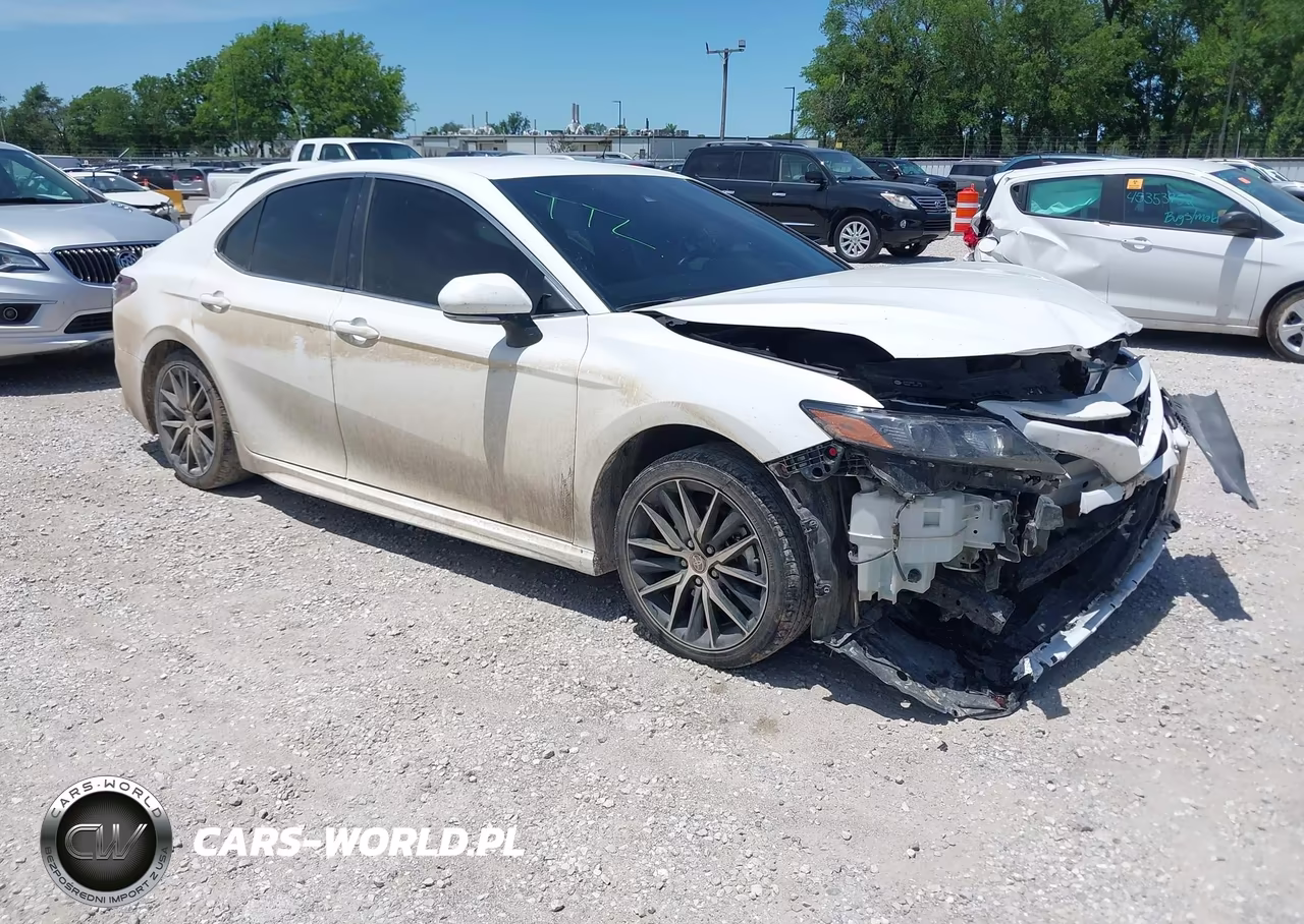 2024 Toyota Camry Se – zdjęcie 1 z 17