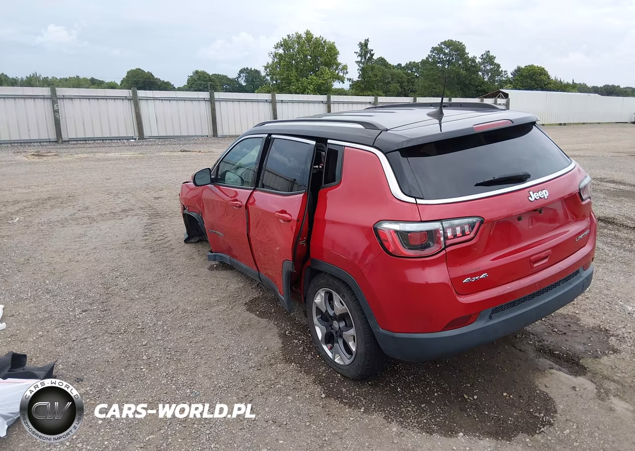 2019 Jeep Compass Limited 4X4 VIN:3C4NJDCB7KT696840 - 3