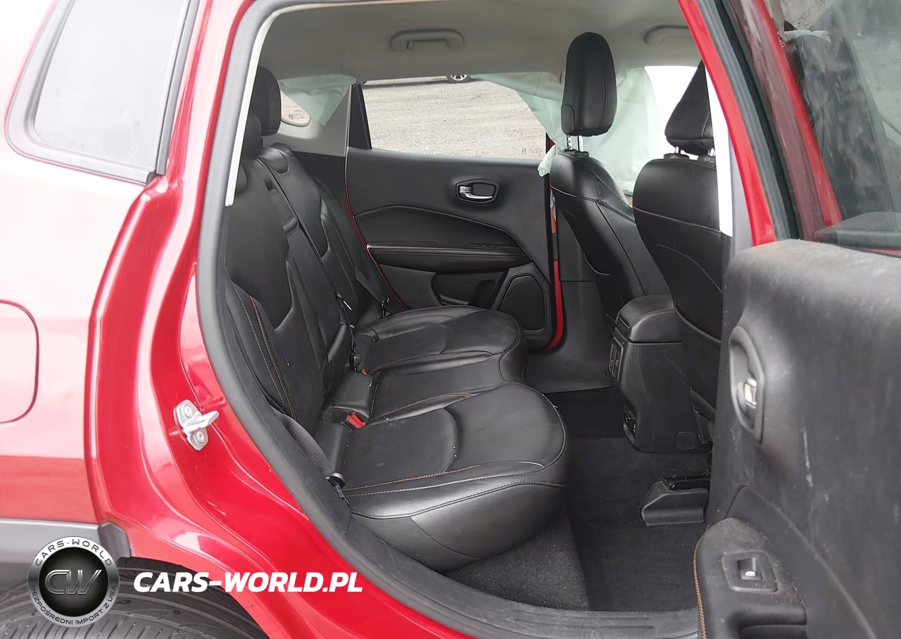 2019 Jeep Compass Limited 4X4 VIN:3C4NJDCB7KT696840 - 8