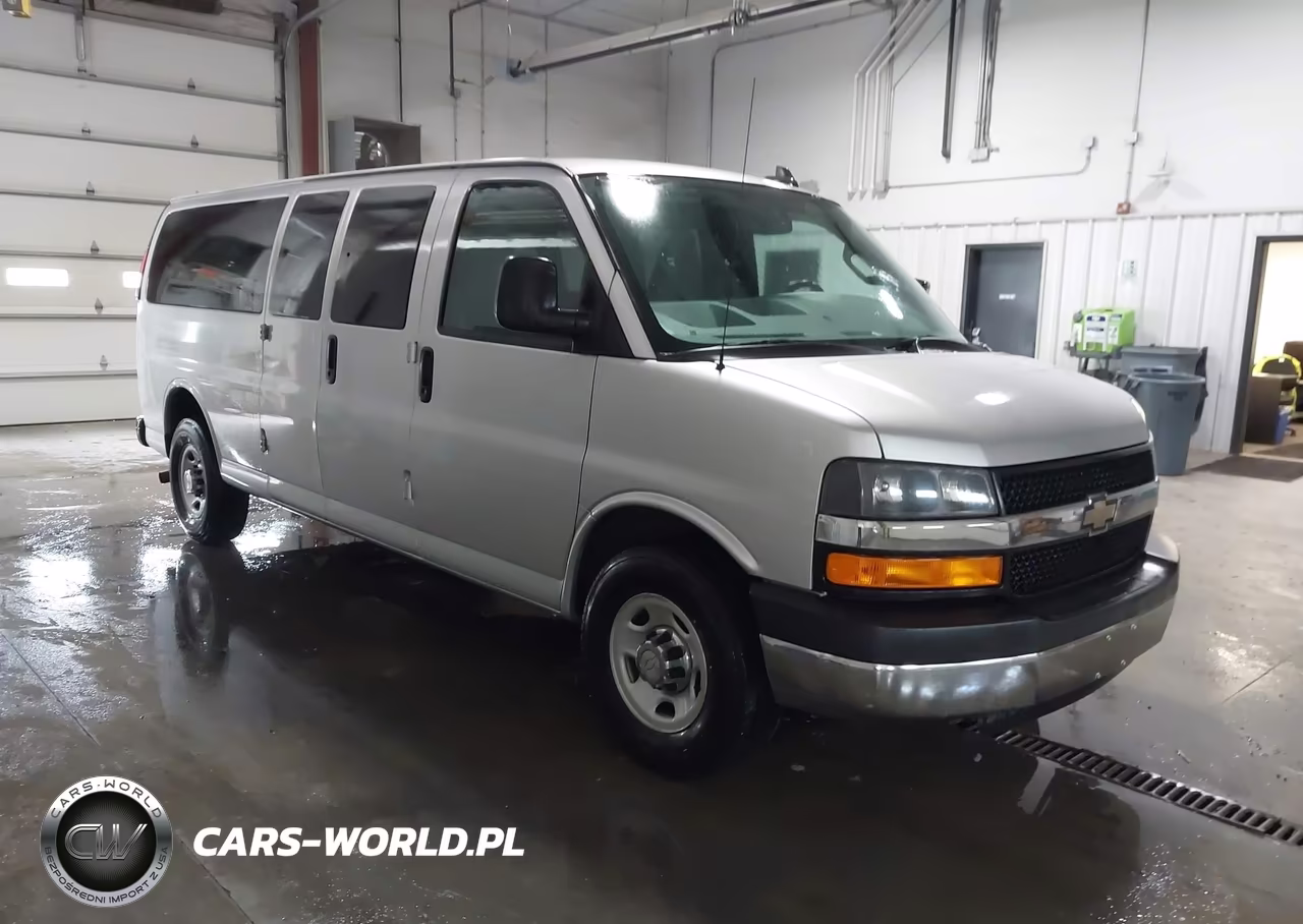 2016 Chevrolet Express 3500 Lt