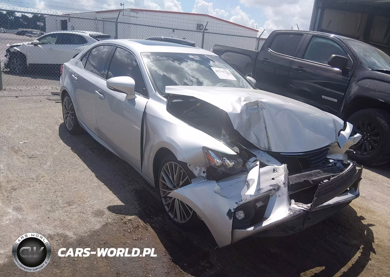 2016 Lexus Is 300 – zdjęcie 1 z 16