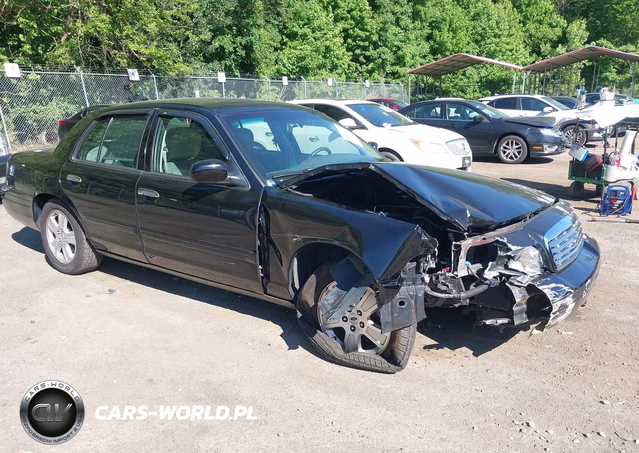 2011 Ford Crown Victoria Lx – zdjęcie 1 z 16